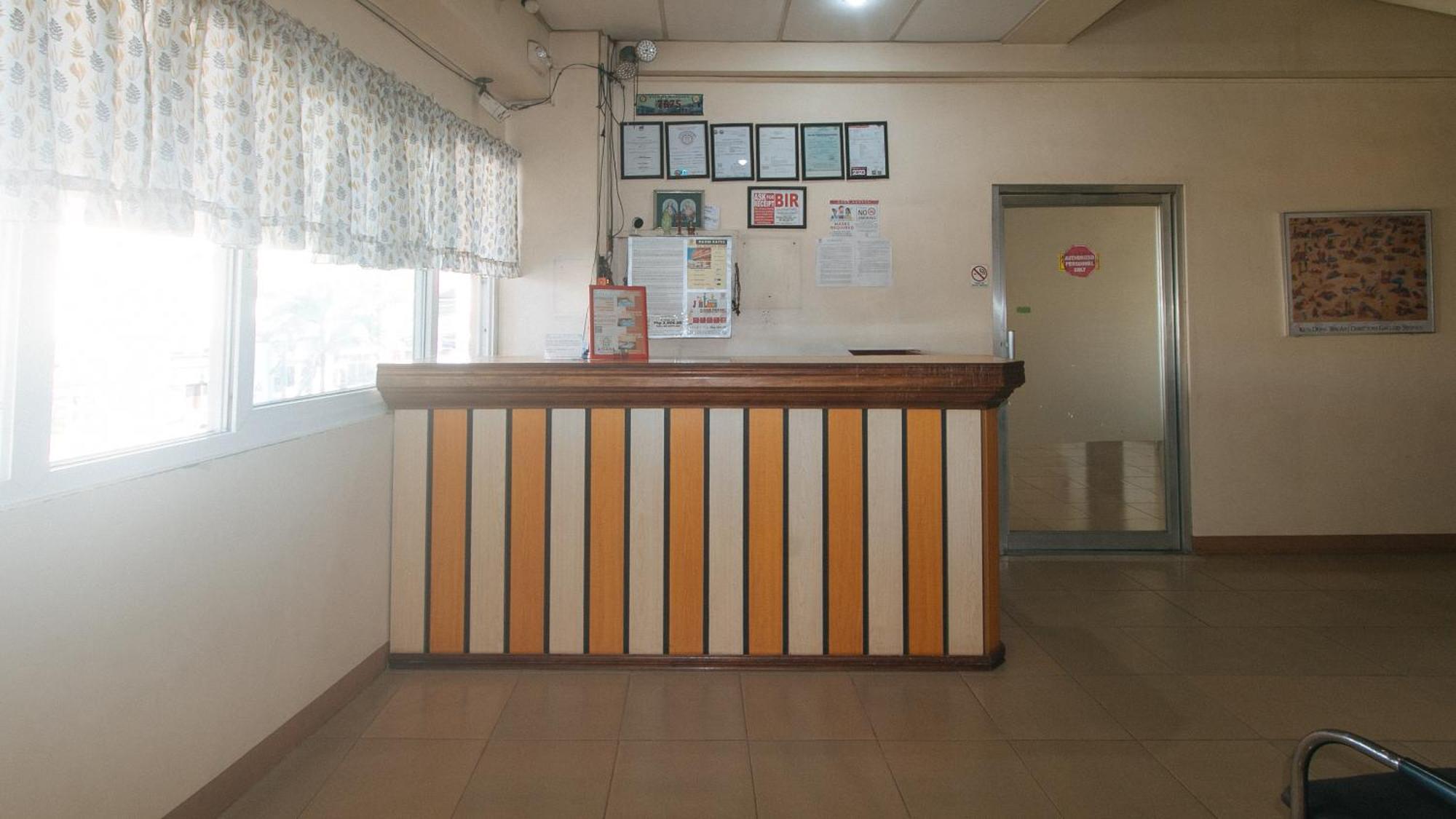 Reddoorz @ Asiana Pension Inn Mandaue Eksteriør billede