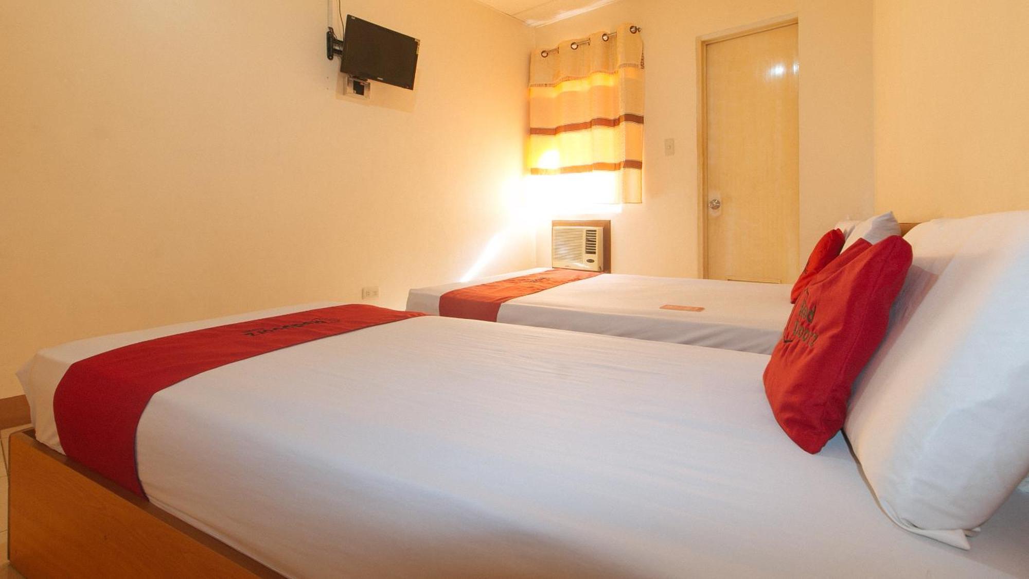Reddoorz @ Asiana Pension Inn Mandaue Eksteriør billede